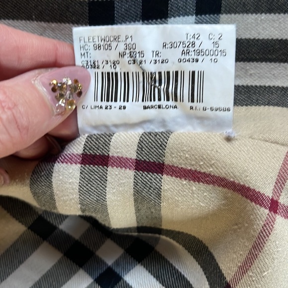 Burberry Baby Blue diamond quilted coat - Picture 4 of 11